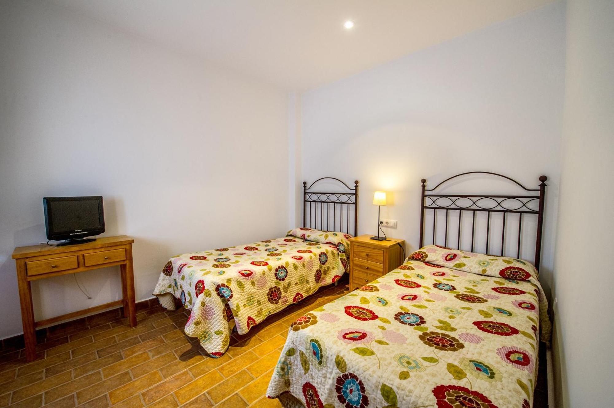 Apartamentos La Venta Del Charco Cardeña Buitenkant foto