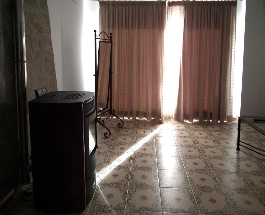 Apartamentos La Venta Del Charco Cardeña Buitenkant foto